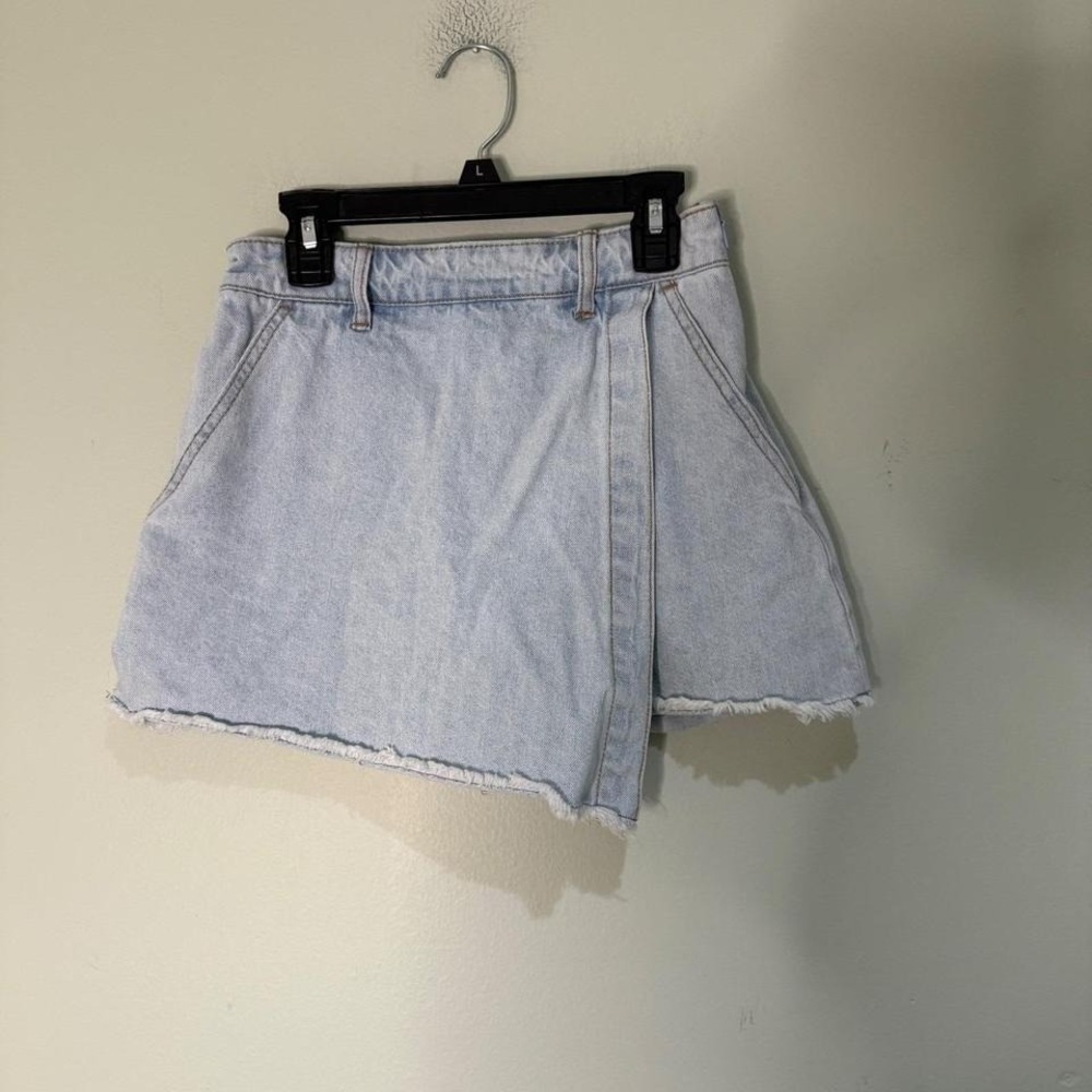 Forever 21 Denim Mini Skirt Frayed Hem Asymmetrical Wrap Light Wash S
